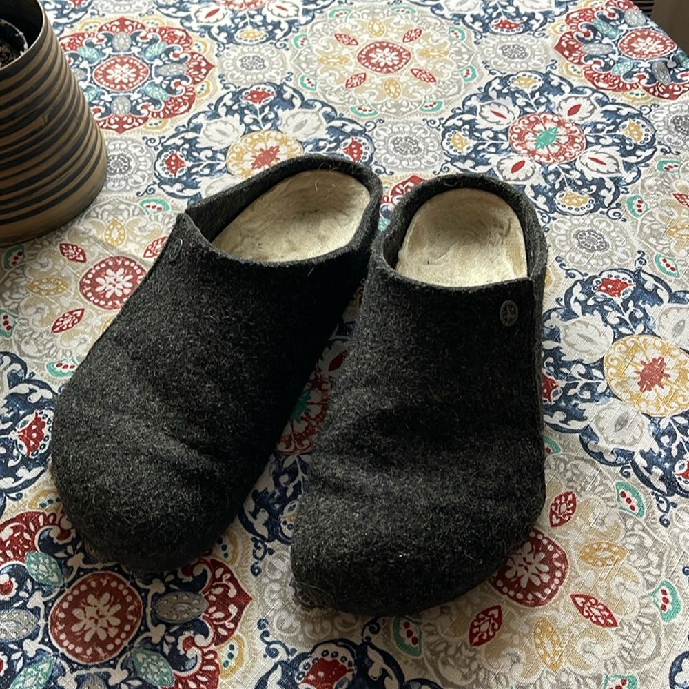 Men’s Birkenstock slippers